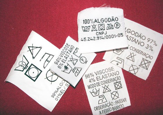 etiqueta de roupas