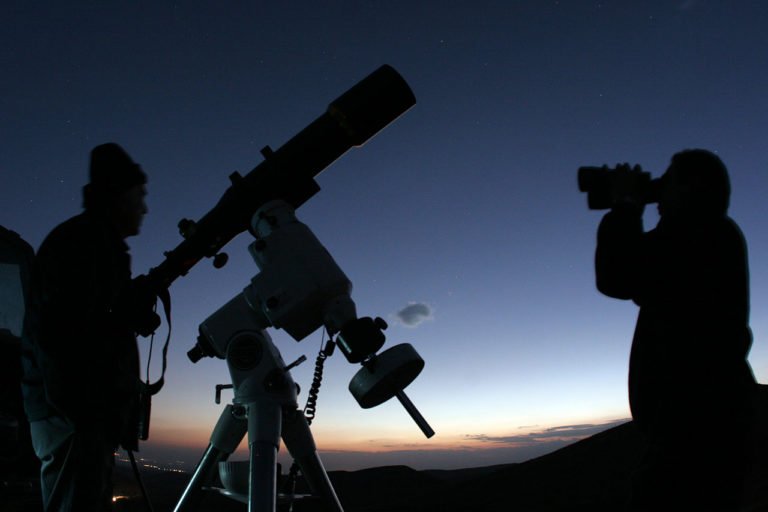 Curso de Astronomia no INPE