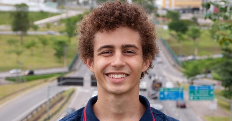 Partido Novo lança jovem candidato a vereador em São José dos Campos