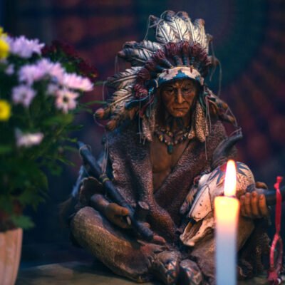 Dez anos de prática xamânica com seriedade e experiência